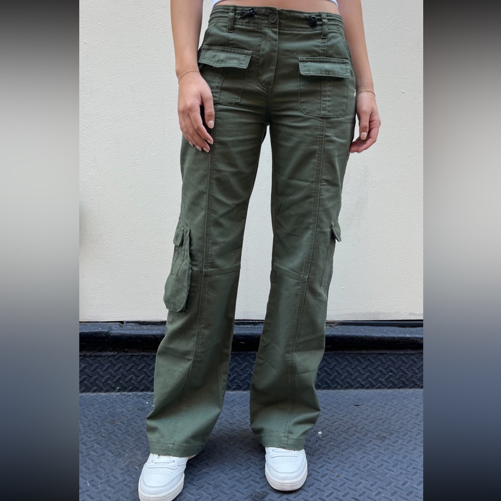 Brandy Melville Kim Cargo Pants